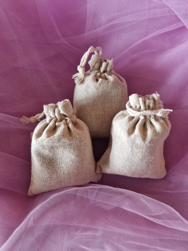 Woreczki z suszem lawendowym